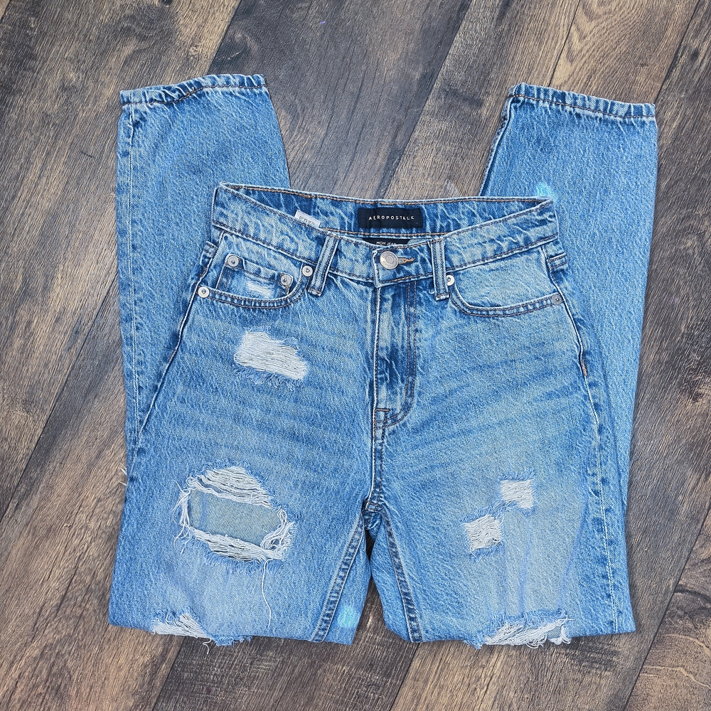 Aeropostale Medium Blue Ripped Boyfriend Jeans